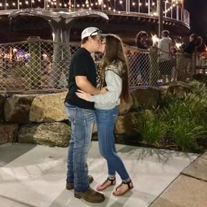 Meet your Posher, Zach